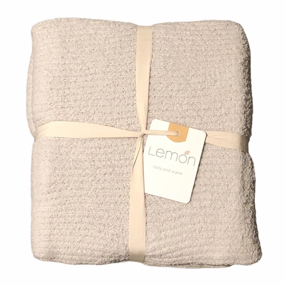 Anthropologie Other - New Lemon Dreamy Blanket